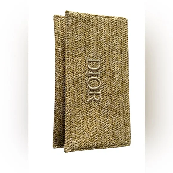 Dior Raffia Clutch w/ Chain Strap – Dior Beauty VIP Gift New - Picture 2 of 6
